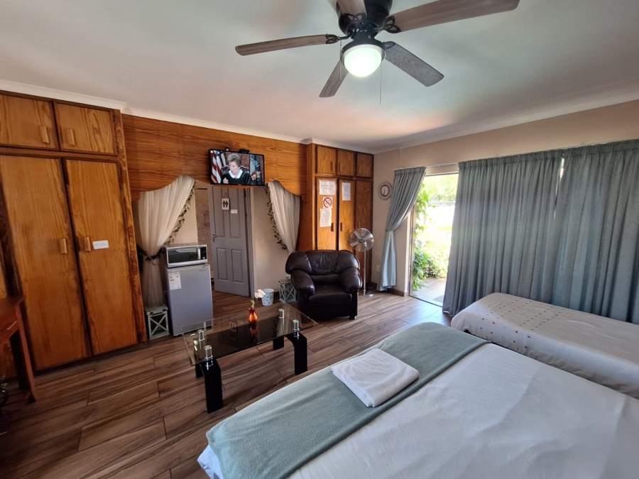 12 Bedroom Property for Sale in Pellissier Free State